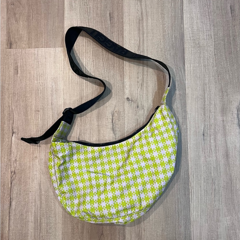 Baggu medium crescent
